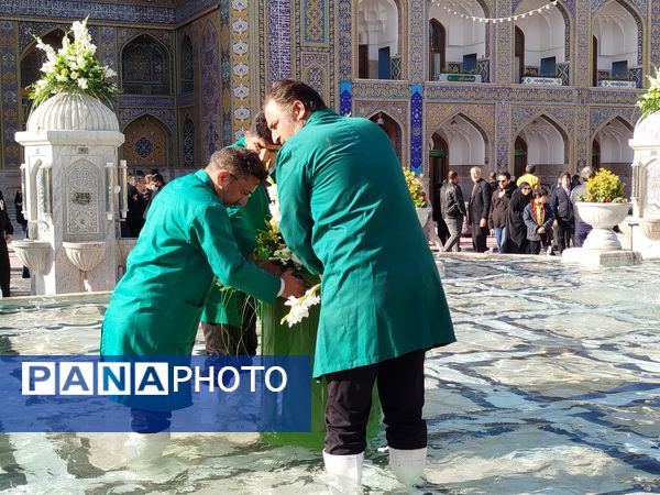 مشهد مقدس در تب‌وتاب جشن ولادت نخستین امام شیعیان  