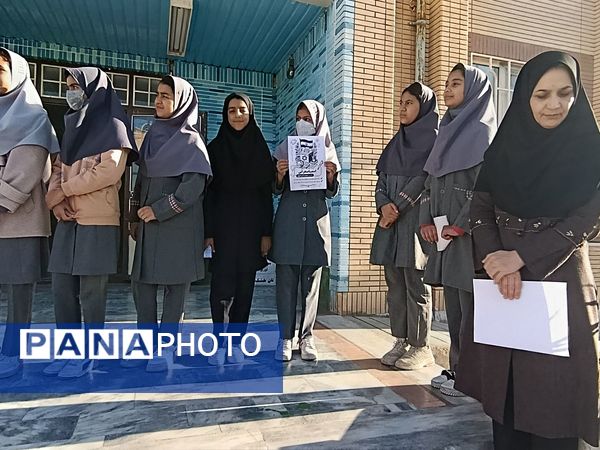 معرفی کاندیداهای شورای دانش آموزی در دبستان شهید ترابی 