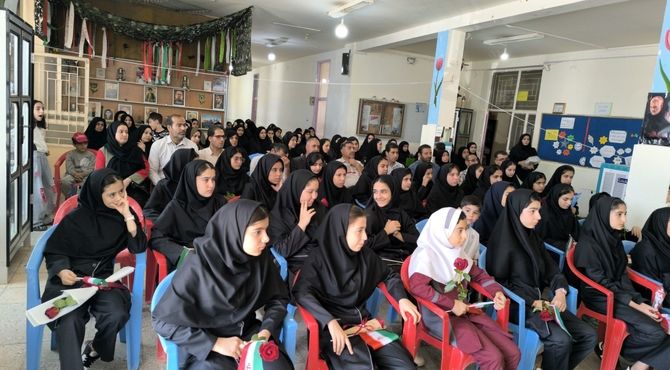 جوانه‌های روشنایی در کوهدشت؛ جشن شکوفایی دختران شاهد