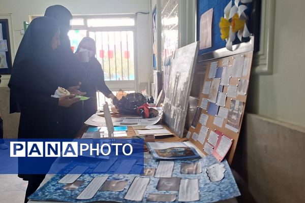 نمایشگاه دست‌سازه‌های دانش‌آموزی مدرسه نمونه دولتی ارشاد قرچک