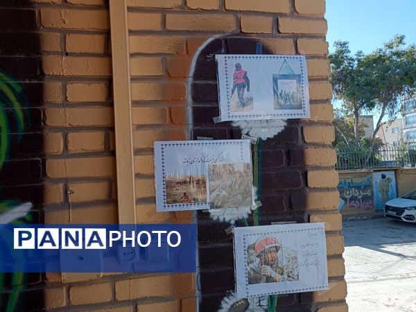 آغاز سال تحصیلی در دبیرستان نمونه زینب الکبری(س) قروه همراه با نواختن زنگ ایثار و مقاومت  