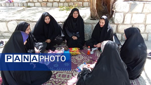 اجرای برنامه «در حریم آستان» در جوار امامزاده سید بهاءالدین محمد شیخ‌شبان