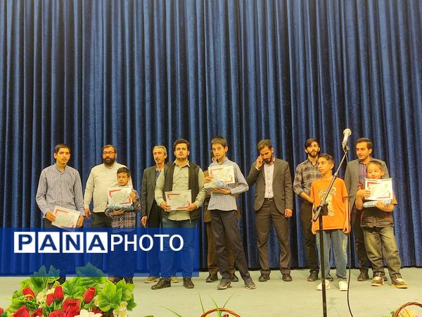 تقدیر از خبرنگاران فعال پانا و مقام‌آوران رویش شیراز
