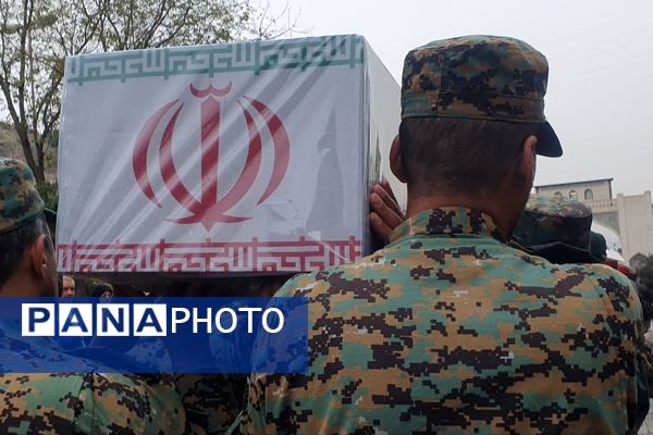 تشییع پیکر پاک و مطهر شهدای گمنام در شیراز 