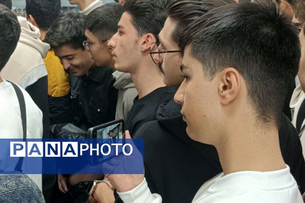 بازدید از دانشکده دندانپزشکی تهران دانش‌آموزان دبیرستان شهدای علم‌ و فناوری بهارستان دو