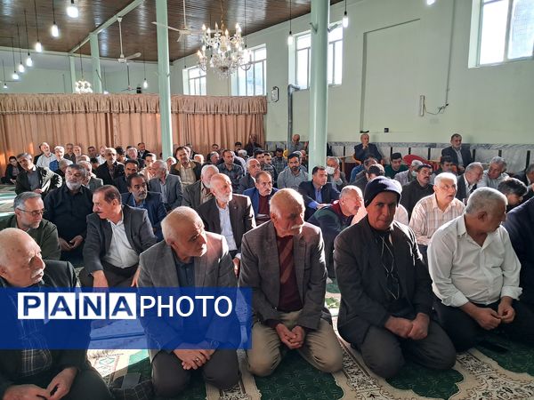 اقامه نماز عید سعید فطر در مسجد جامع جمنان قائمشهر