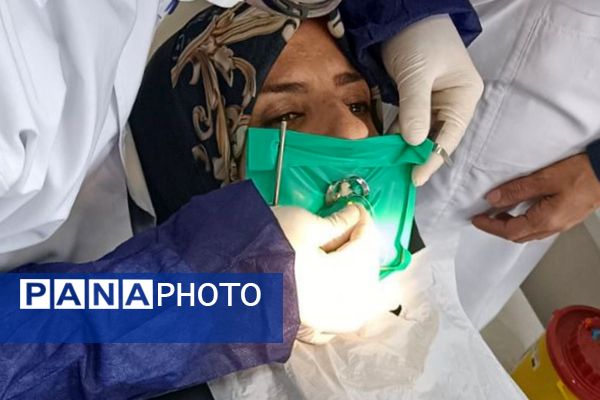 بازدید از دانشکده دندانپزشکی تهران دانش‌آموزان دبیرستان شهدای علم‌ و فناوری بهارستان دو