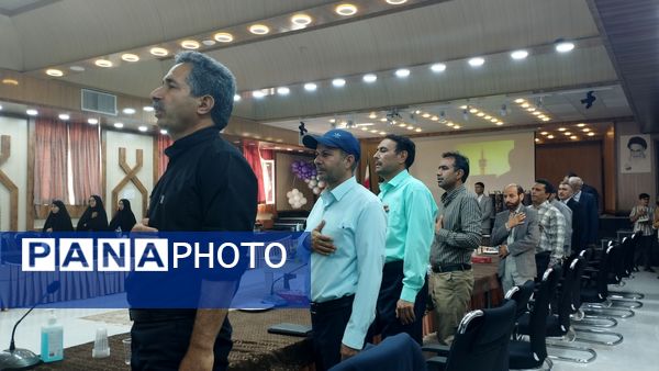 برگزاری مراسم تجلیل از مدیران برتر مدارس ابتدایی در خلیل‌آباد
