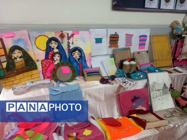 برپایی نمایشگاه هفته پژوهش در مدارس رباط‌کریم