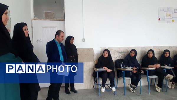 بازدید و نظارت بالینی سرگروه‌های آموزشی استان از مدارس شهرستان صالح‌آباد