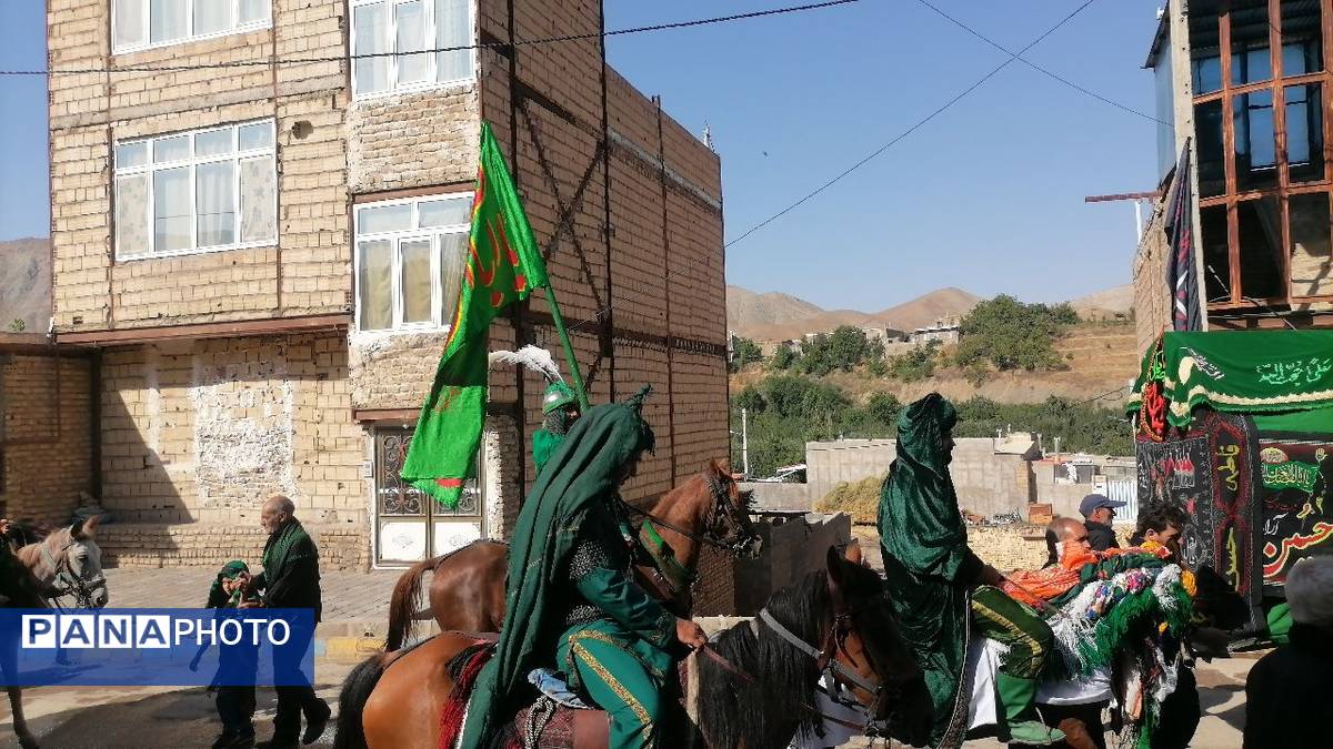 مراسم تعزیه خوانی در روز عاشورای حسینی در شهر بار