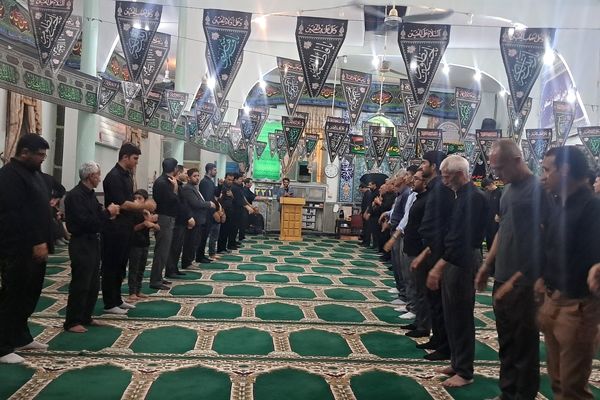 عزاداری شب‌های محرم در مسجد صاحب الزمان آشخانه 