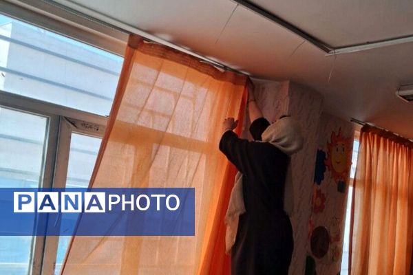 زیباسازی مدارس ملارد به منظور استقبال از دانش‌آموزان با محیطی شاد و تجهیزات نو 