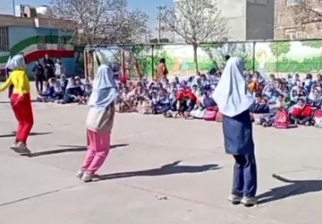 یک روز شاد به مناسبت دهه فجر در آموزشگاه صاحب‌الزمان(عج)
