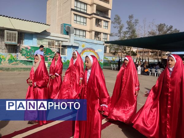 جشن شکوفه ها در دبستان فضیلت