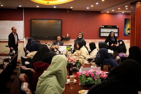  انتخابات شورای دانش‌آموزی دختران رباط‌کریم