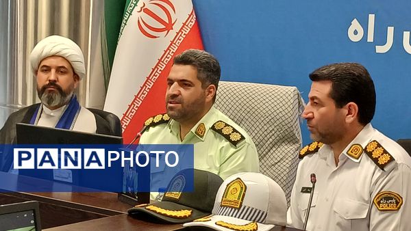 تجلیل از کشاورزان نمونه و دهیارها در پلیس راه استان البرز 