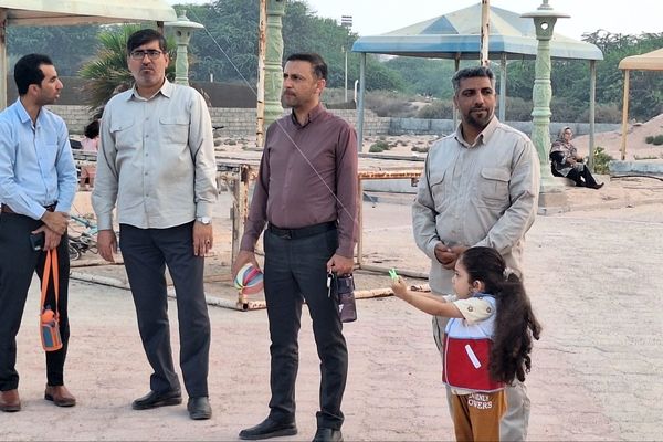 جشن بادبادک با حضور مسئولین محلی در جزیره بوموسی برگزار شد