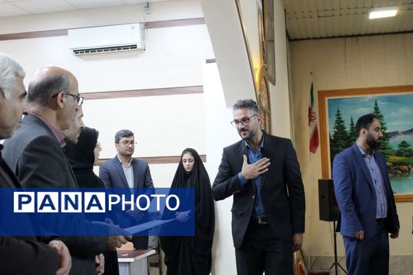 نمایشگاه دستاوردهای معاونت آموزش ابتدایی آموزش و پرورش مازندران 