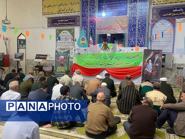 حضور جمعی از فرهنگیان مانه و سملقان در نماز عبادی سیاسی جمعه
