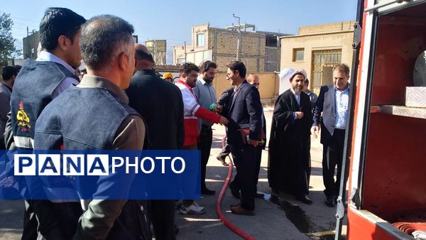 برگزاری مانور زلزله در مدرسه فاطمیه شهرستان آببر