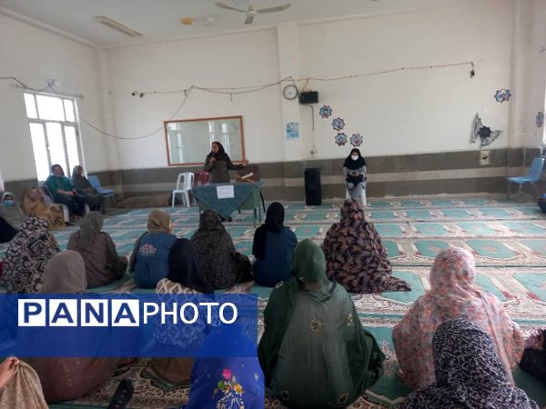 گفت‌وگوی کارشناس آسیب‌شناسی با والدین هنرستان زهرای مرضیه بندرعباس 