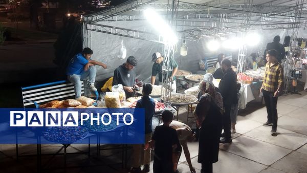 بازارچه اقتصاد مقاومتی صنایع دستی و مشاغل خانگی در نیشابور 