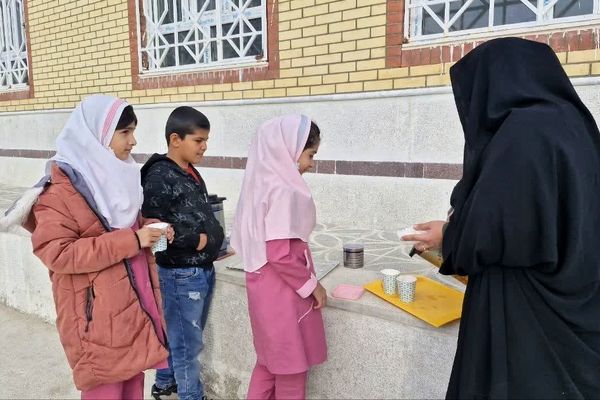 پویش صبحانه سالم در مدارس روستایی شهرستان باشت