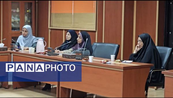 نشست فصلی مدیران سازمان دانش‌آموزی مناطق 14گانه استان گلستان