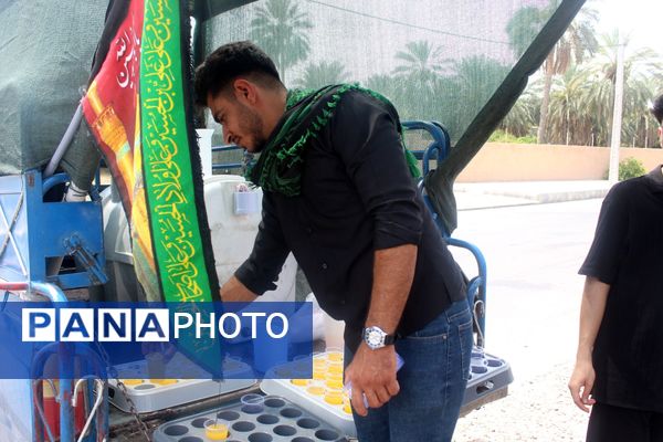 موکب پذیرایی مدافعان حریم ولایت در حاجی‌‌‌آباد