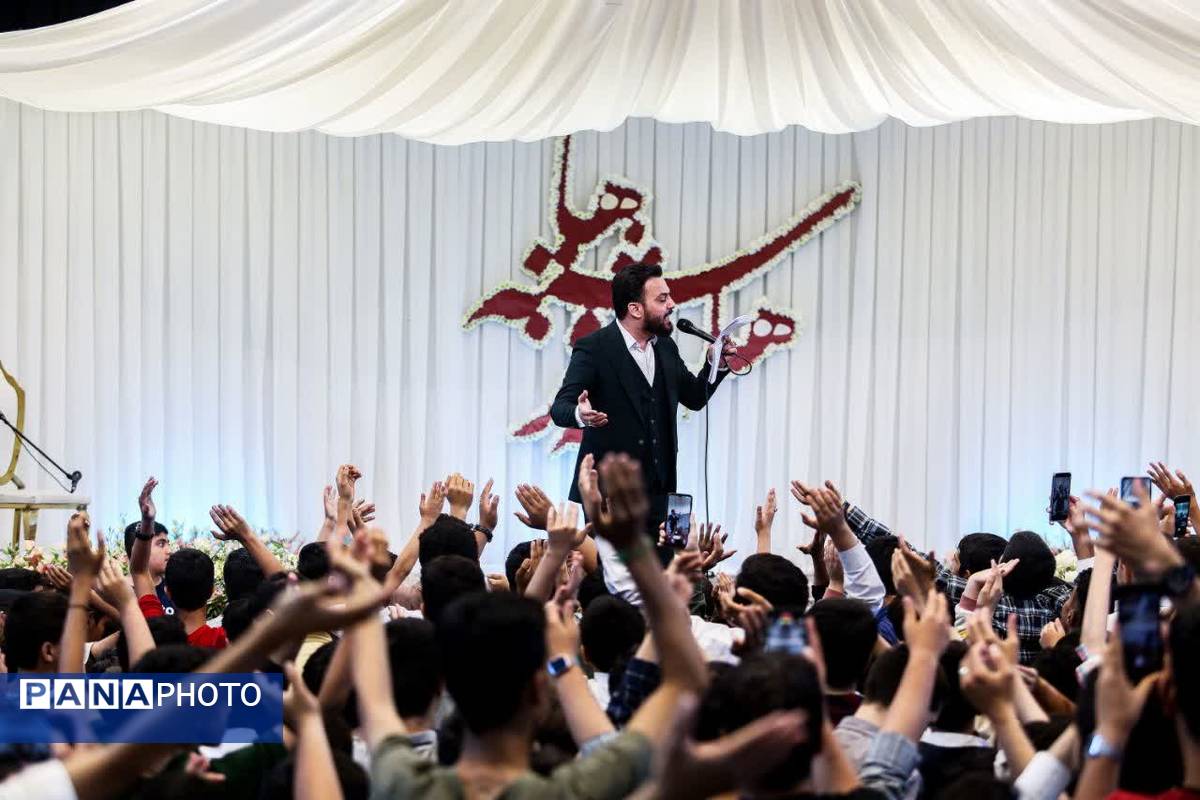 جشن «هلهله فرشتهها» در قم