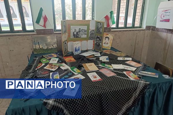 از درس تا دفاع مقدس،دانش آموزان پای کار یاد شهدا با طنین صدای زنگ مقاومت و ایثار 