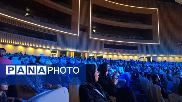 اختتامیه جشنواره فیلم‌های کودکان و نوجوانان در اصفهان نصف جهان