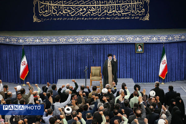 دیدار مسئولان و کارگزاران حج با رهبر انقلاب اسلامی