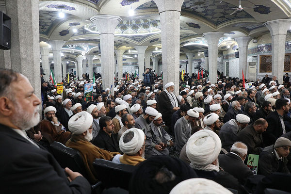 آیین بزرگداشت دهه بصیرت و مقاومت در قم