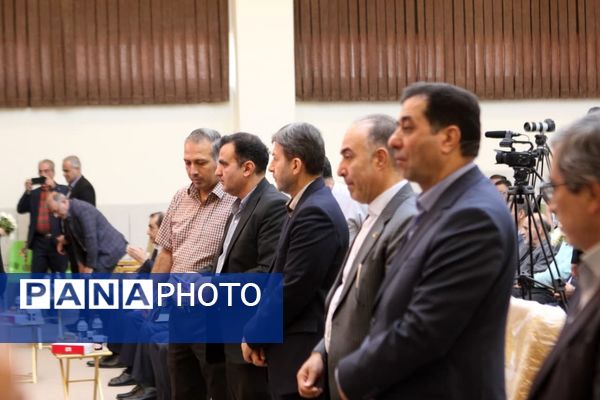 آیین کلنگ‌زنی ۱۶ مدرسه خیرساز در کاشان؛ مشارکت مردمی، حمایت دولتی