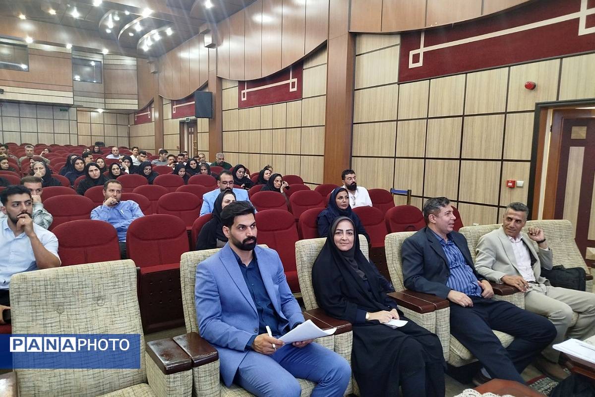 نشست تخصصی مدیران اماکن ورزشی در اداره کل شهرستانهای استان تهران