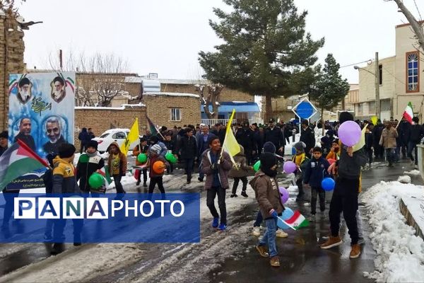 راهپیمایی ۲۲ بهمن، تجلی اتحاد و اراده ملی در بایگ