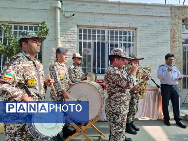 زنگ نیک اندیشی با هدف ترویج فرهنگ و مشارکت خیرین مدرسه ساز در هنرستان دکتر هادوی