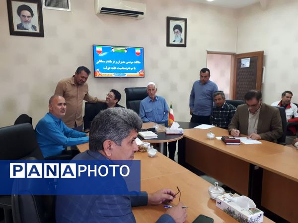 دیدار چهره به چهره فرماندار و مدیران شهرستان سملقان با مردم به‌مناسبت هفته دولت