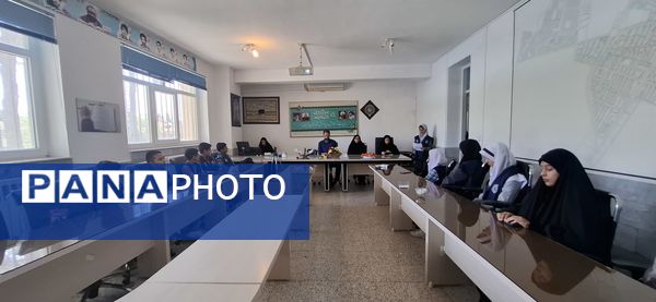 تقدیر از خبرنگاران پانا فریمان