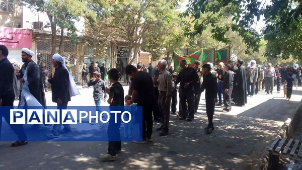 راهپیمایی جاماندگان اربعین حسینی در باخرز 