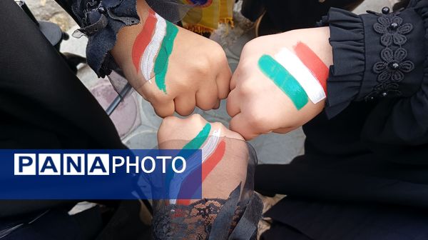  ۱۳ آبان؛ فریاد ایستادگی و عزت ایرانی در شهر بن 