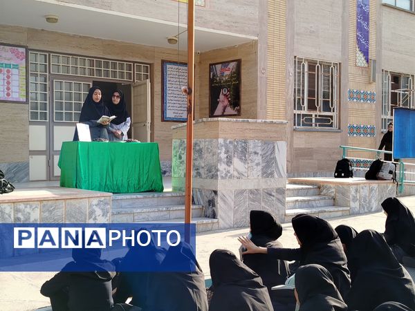 برگزاری مراسم عزاداری شهادت شهید سید حسن نصرالله در دبیرستان حضرت معصومه (س) شهرستان خلیل‌آباد