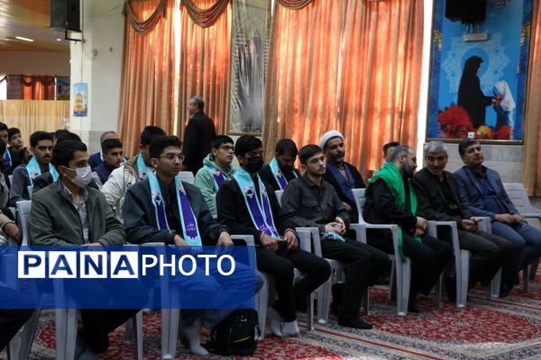 اعزام کاروان پسران عمره دانش‌آموزی از مشهد