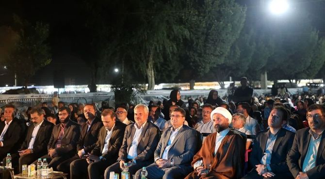 نگاهی نو به چهار روز شور و شکوه در قلب ایران زمین