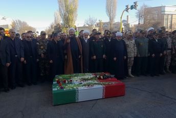 آیین تشییع و تدفین شهدای گمنام در استان اردبیل