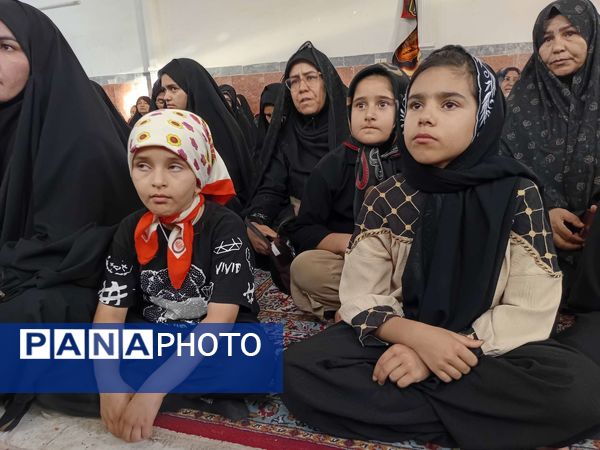  کارگاه مهارت های زندگی ویژه دختران جوان در خلیل آباد