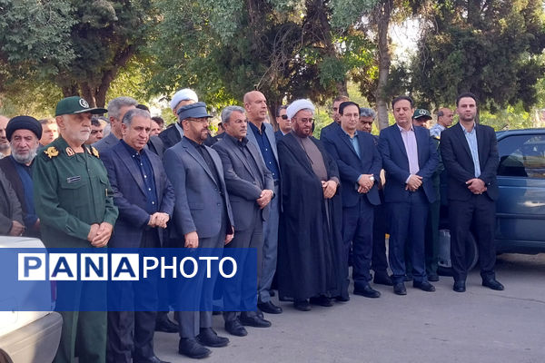 غبار روبی گلزار شهدا شیراز