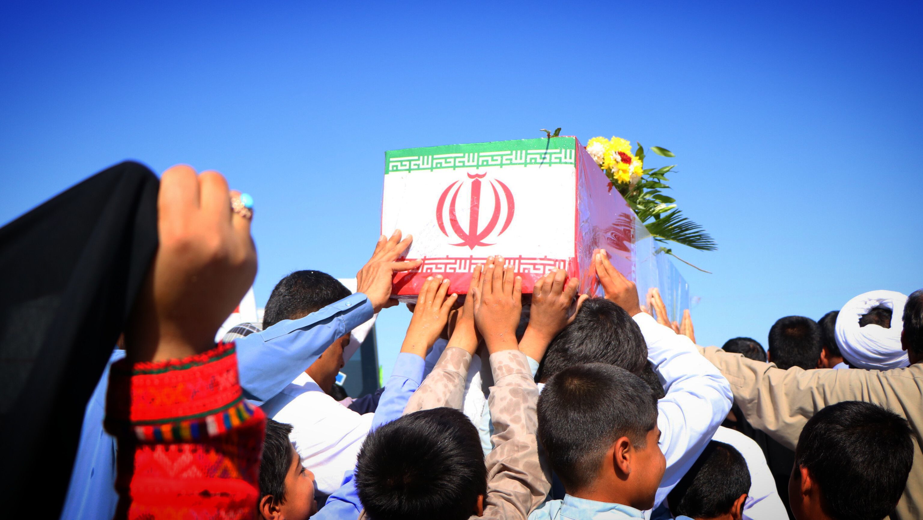 تشییع پیکر مطهر شهید گمنام در روستاهای شهرستان ریگان